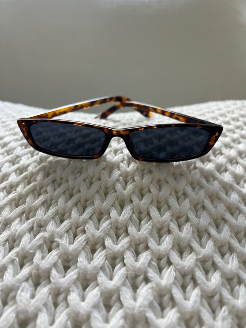 Women’s Tortoiseshell Rectangular Sunglasses with Dark Lenses